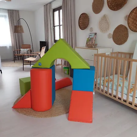 Familienfreundliche Mit Garten